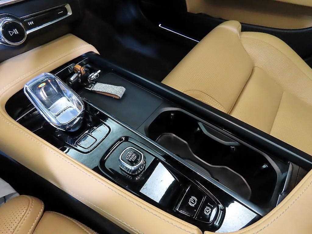 볼보 S90 B5 얼티메이트 브라이트 이미지 12