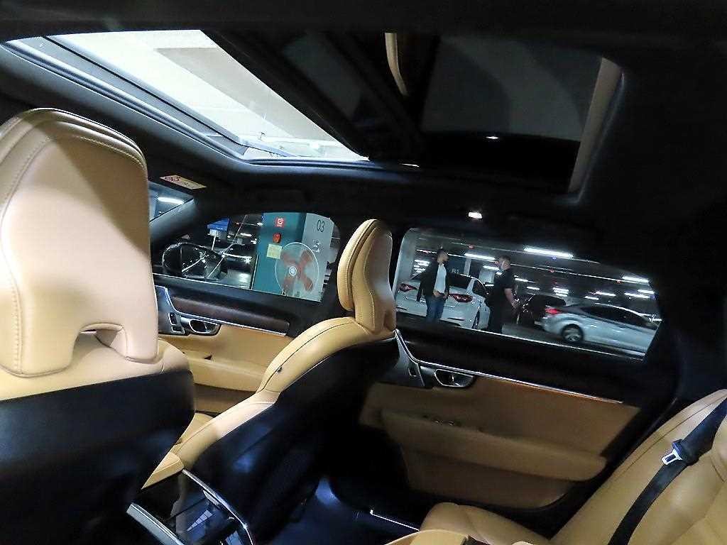 볼보 S90 B5 얼티메이트 브라이트 이미지 17