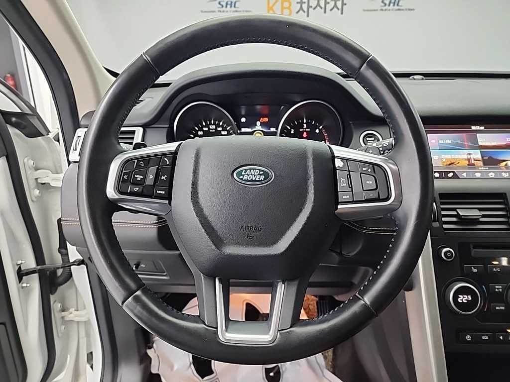 랜드로버 디스커버리 스포츠 2.0 TD4 HSE 럭셔리 이미지 9
