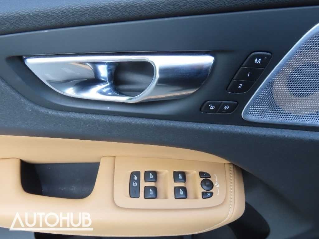 볼보 XC60 XC60(2세대) T6 AWD 인스크립션 이미지 13