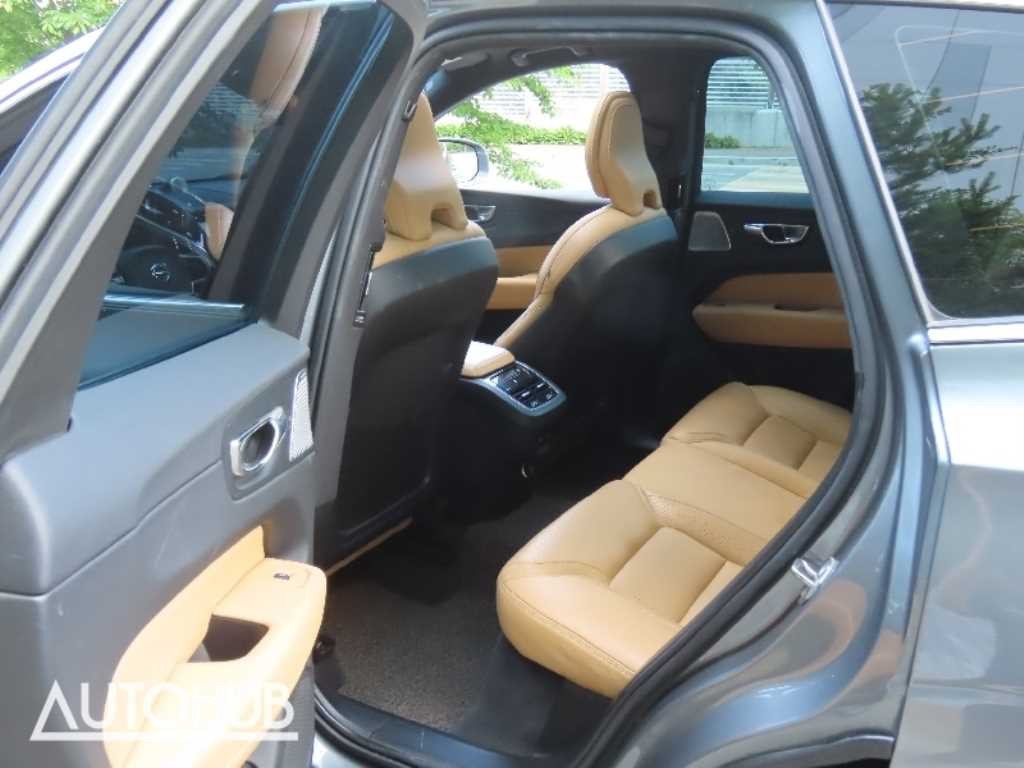 볼보 XC60 XC60(2세대) T6 AWD 인스크립션 이미지 15