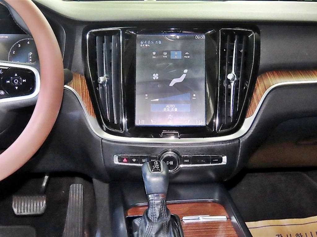 볼보 S60 S60(3세대) T5 모멘텀 이미지 11