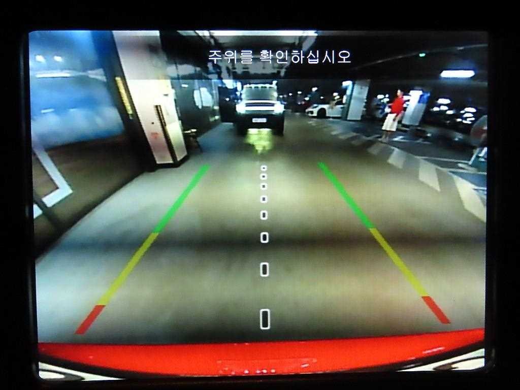 지프 레니게이드 2.4 리미티드 AWD 이미지 15