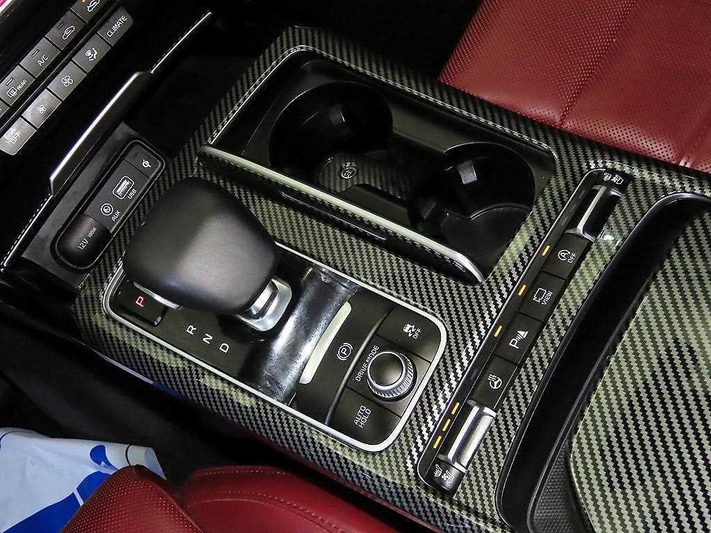 기아 스팅어 가솔린 3.3 터보 2WD GT 이미지 12