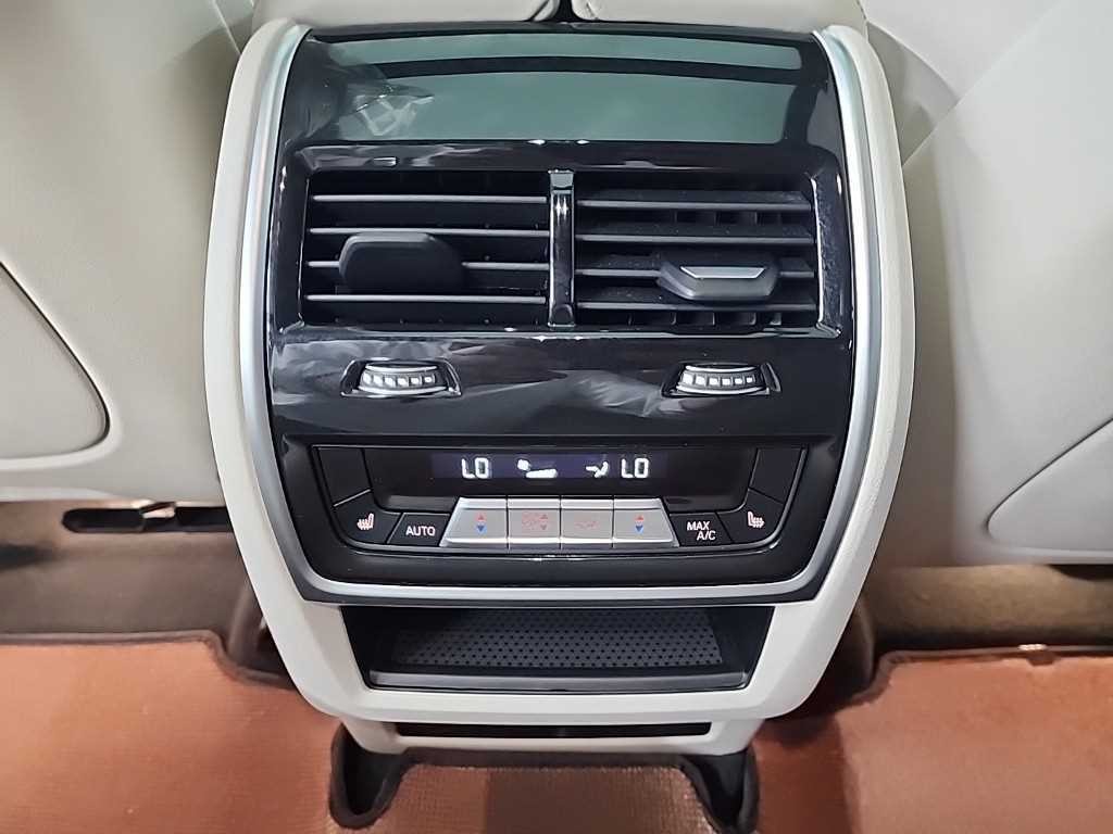 BMW X6 X6 (G06) M50i 이미지 13