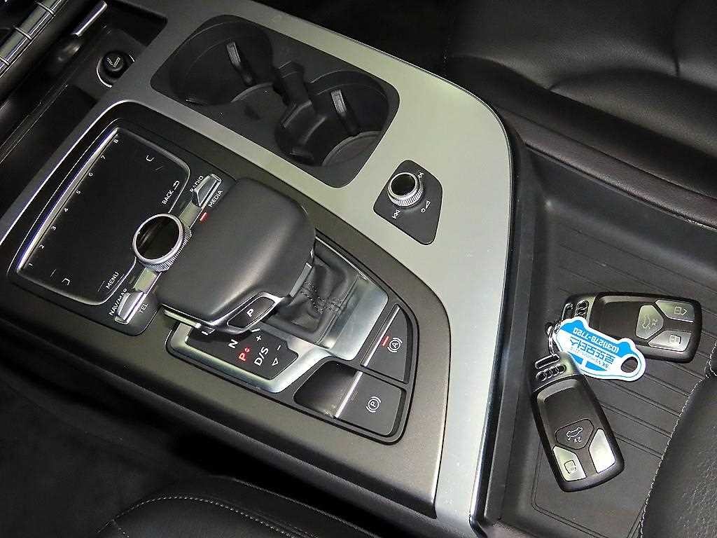 아우디 Q7 Q7 (4M) 45 TFSI 콰트로 이미지 12