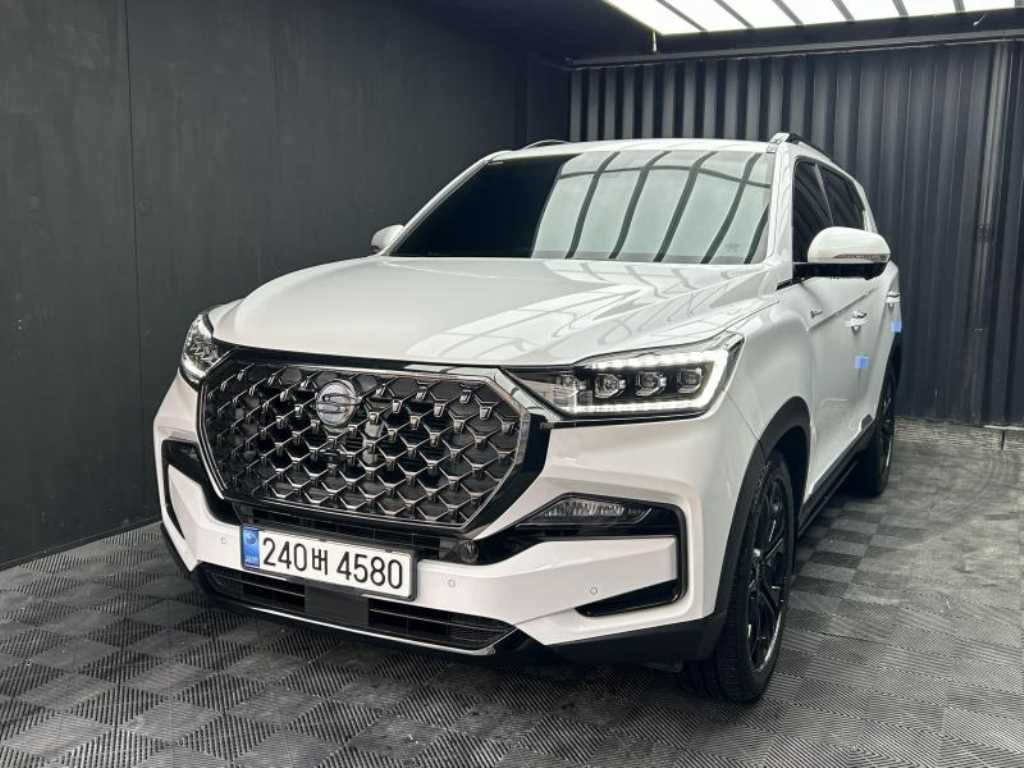 KG모빌리티(쌍용) 렉스턴 올 뉴 렉스턴 (Y450) 디젤 2.2 4WD 더 블랙 이미지 4