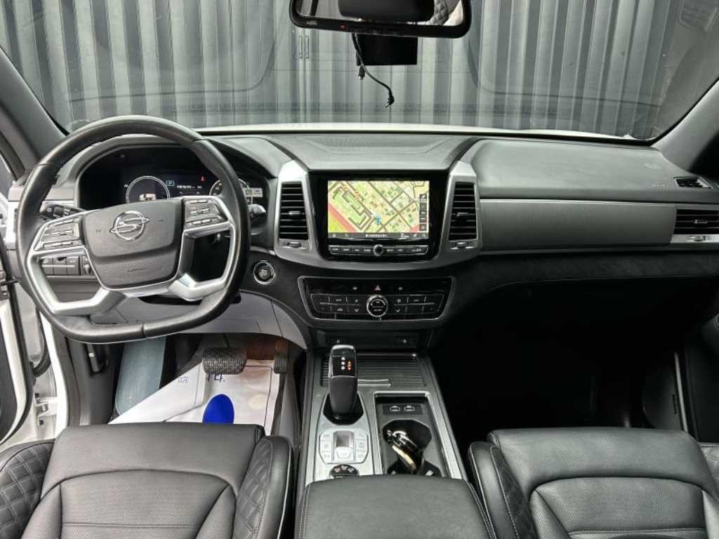 KG모빌리티(쌍용) 렉스턴 올 뉴 렉스턴 (Y450) 디젤 2.2 4WD 더 블랙 이미지 9