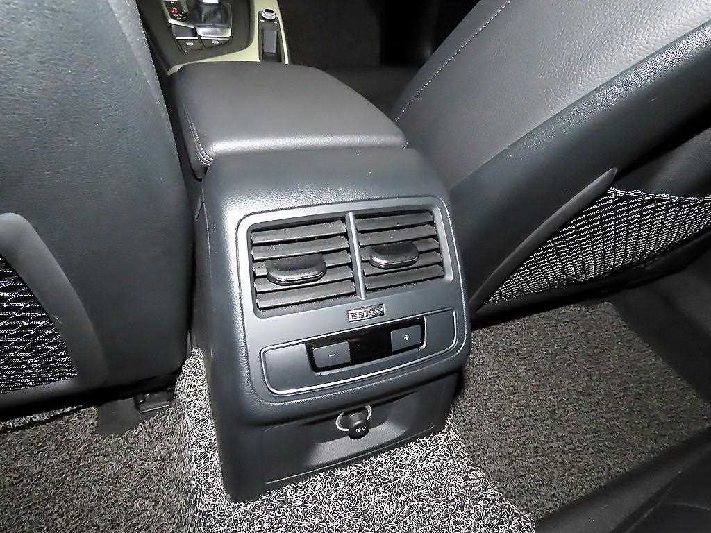아우디 A4 A4 (B9) 40 TFSI 이미지 17