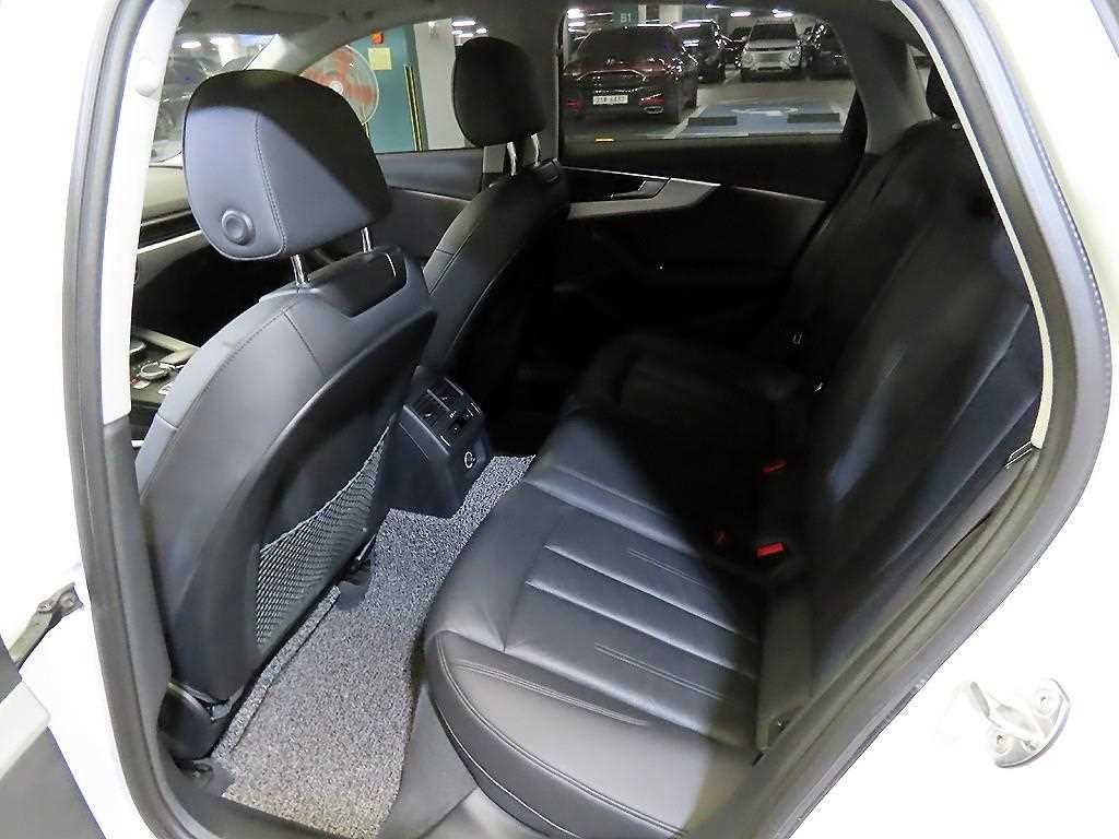 아우디 A4 A4 (B9) 40 TFSI 이미지 7