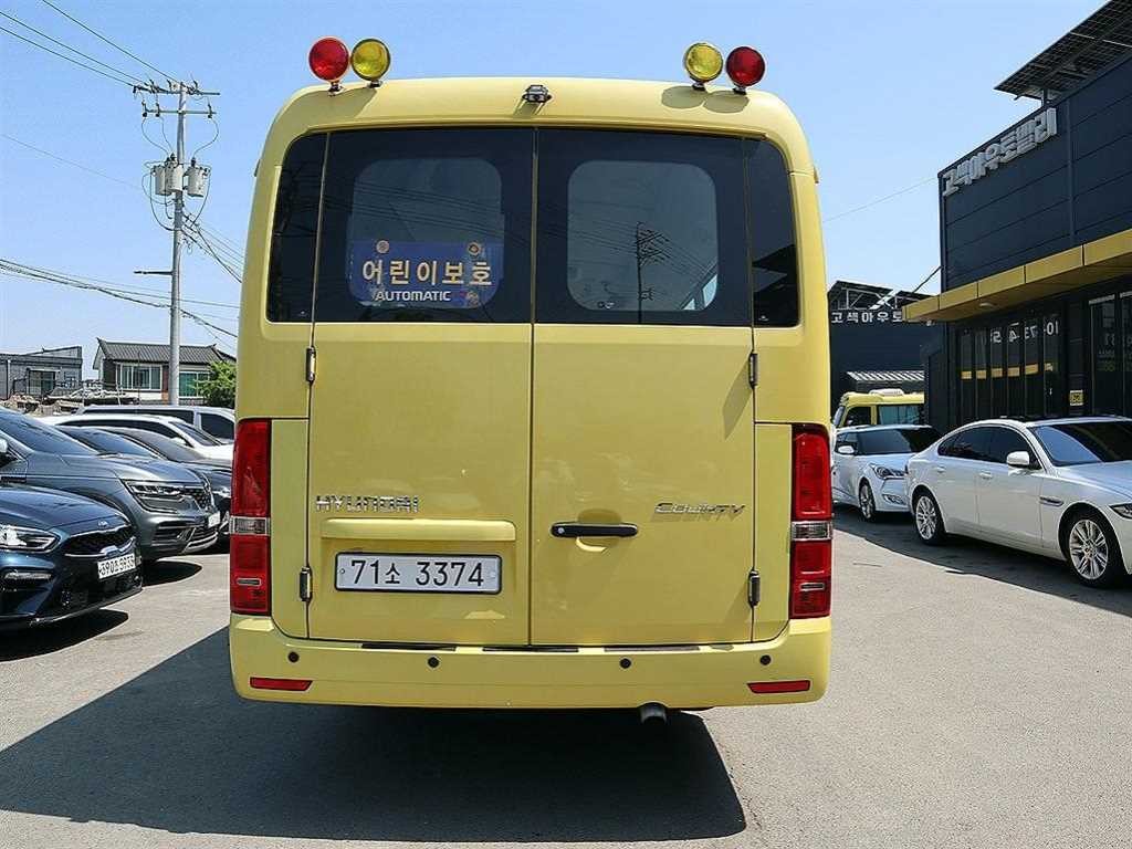 중대형버스 소형현대버스 카운티 뉴 브리즈 어린이버스 장축 29인승 디럭스 이미지 4
