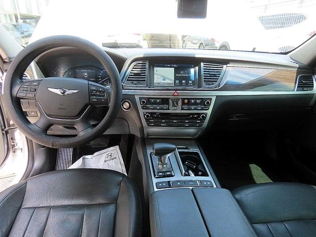제네시스 G80 3.3 GDI AWD 럭셔리 이미지 7