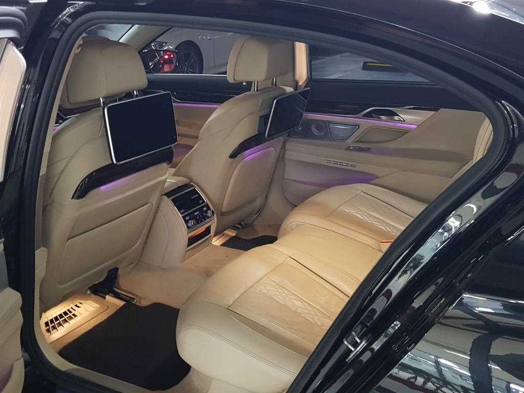 BMW 7시리즈 7시리즈 (G11) 750Li xDrive 럭셔리 이미지 14
