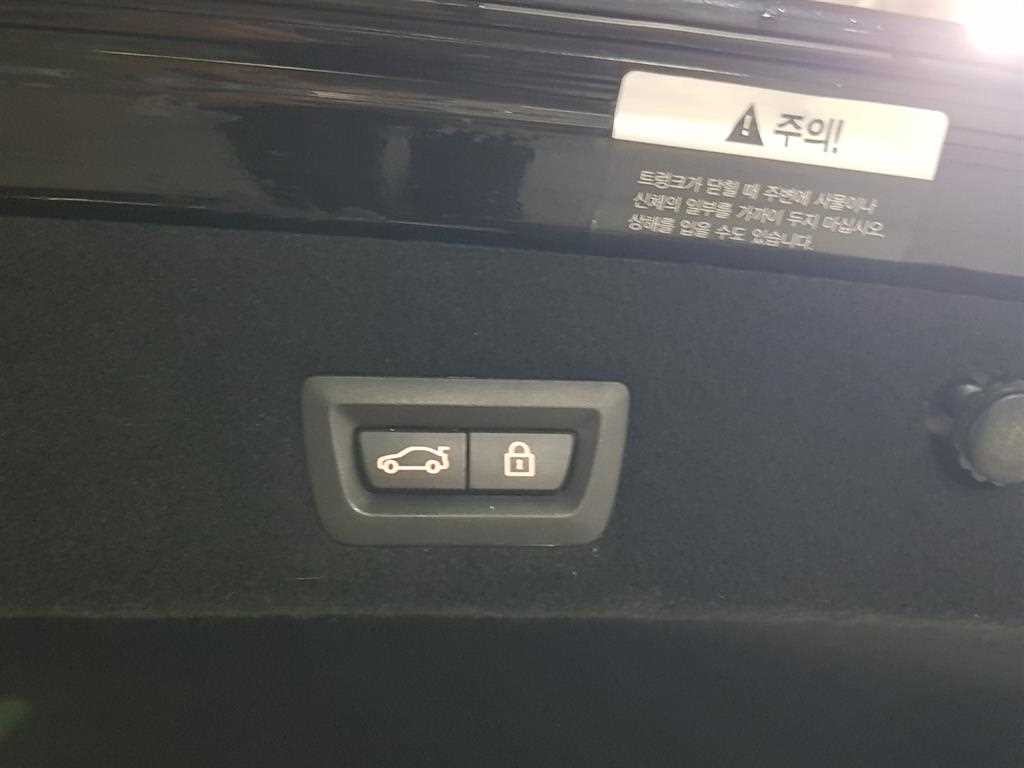 BMW 7시리즈 7시리즈 (G11) 750Li xDrive 럭셔리 이미지 18
