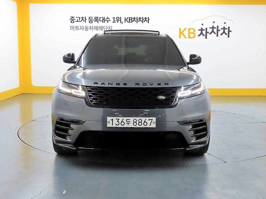 랜드로버 레인지로버 벨라 3.0 D300 R-다이나믹 SE 이미지 1