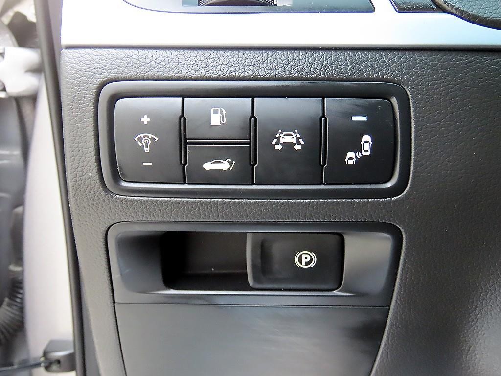 제네시스 G80 3.3 GDI AWD 럭셔리 스페셜 이미지 12
