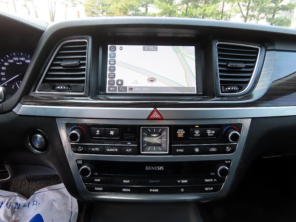 제네시스 G80 3.3 GDI AWD 럭셔리 스페셜 이미지 13