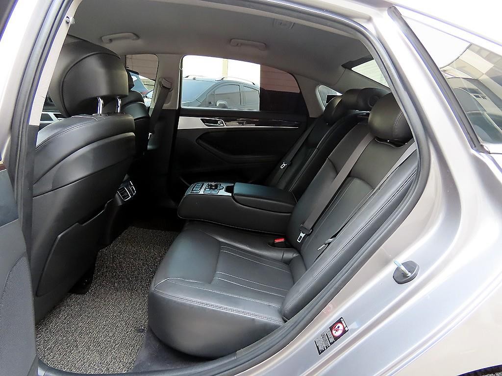 제네시스 G80 3.3 GDI AWD 럭셔리 스페셜 이미지 6