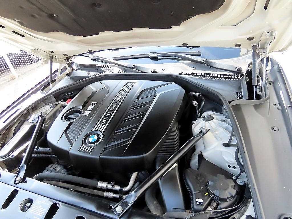 BMW 5시리즈 5시리즈 (F10) 520d xDrive 이미지 19