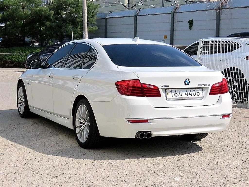 BMW 5시리즈 5시리즈 (F10) 520d xDrive 이미지 3