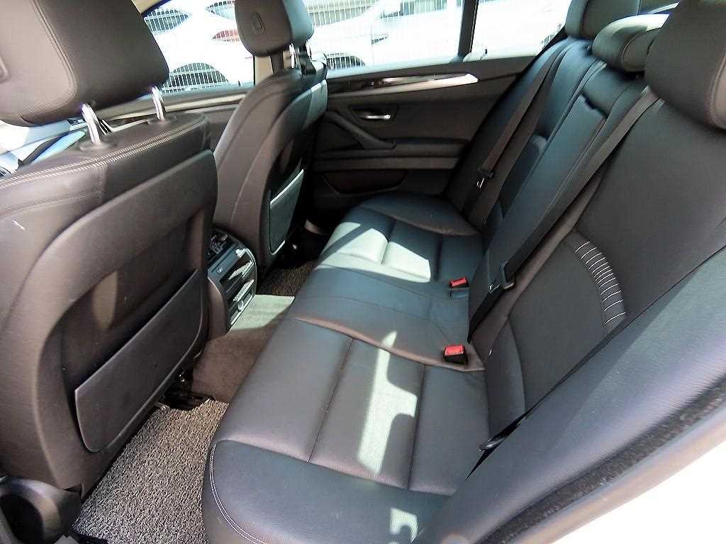BMW 5시리즈 5시리즈 (F10) 520d xDrive 이미지 6