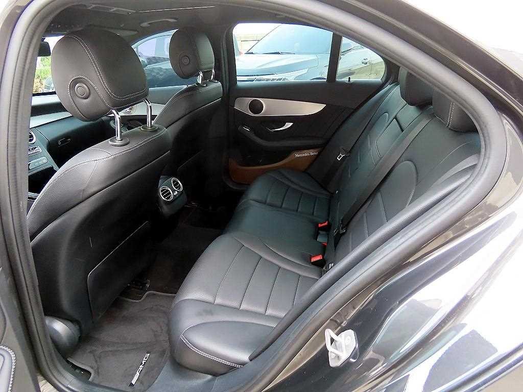 벤츠 C 클래스 C클래스 W205 C200 AMG LINE 이미지 6