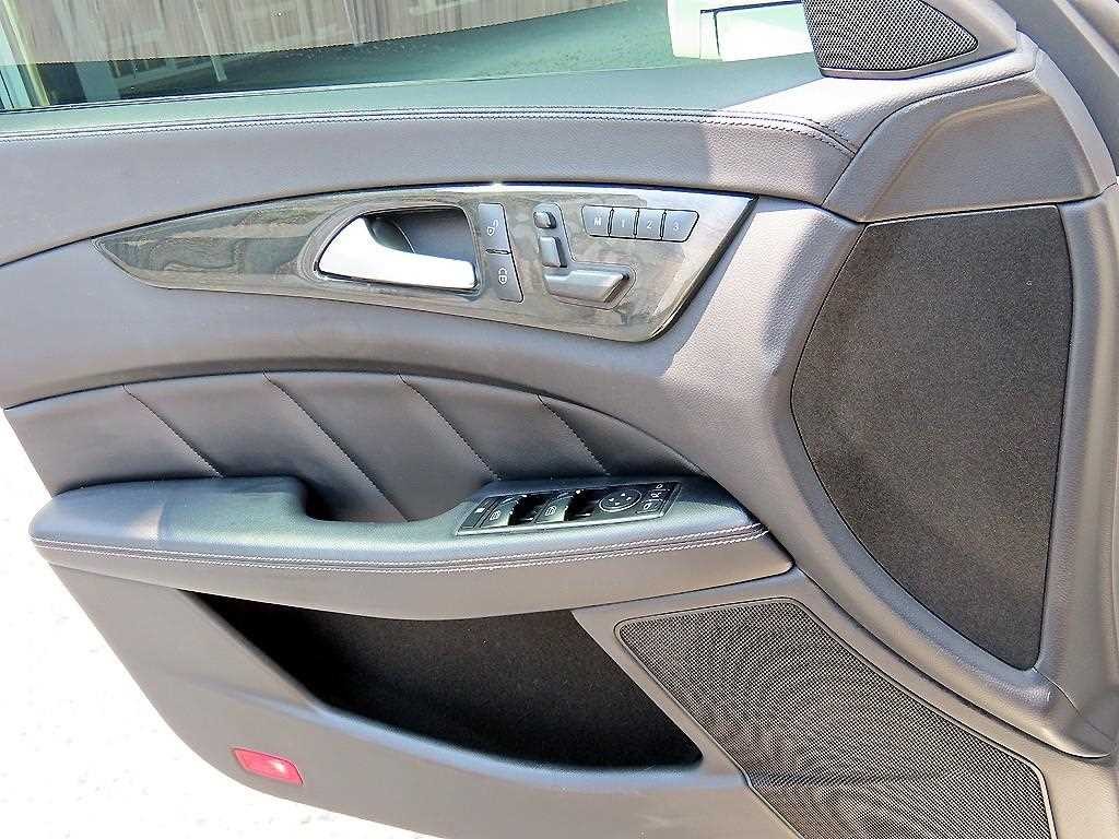 벤츠 CLS 클래스 CLS클래스 W218 CLS 350 AMG 스포츠팩 이미지 11