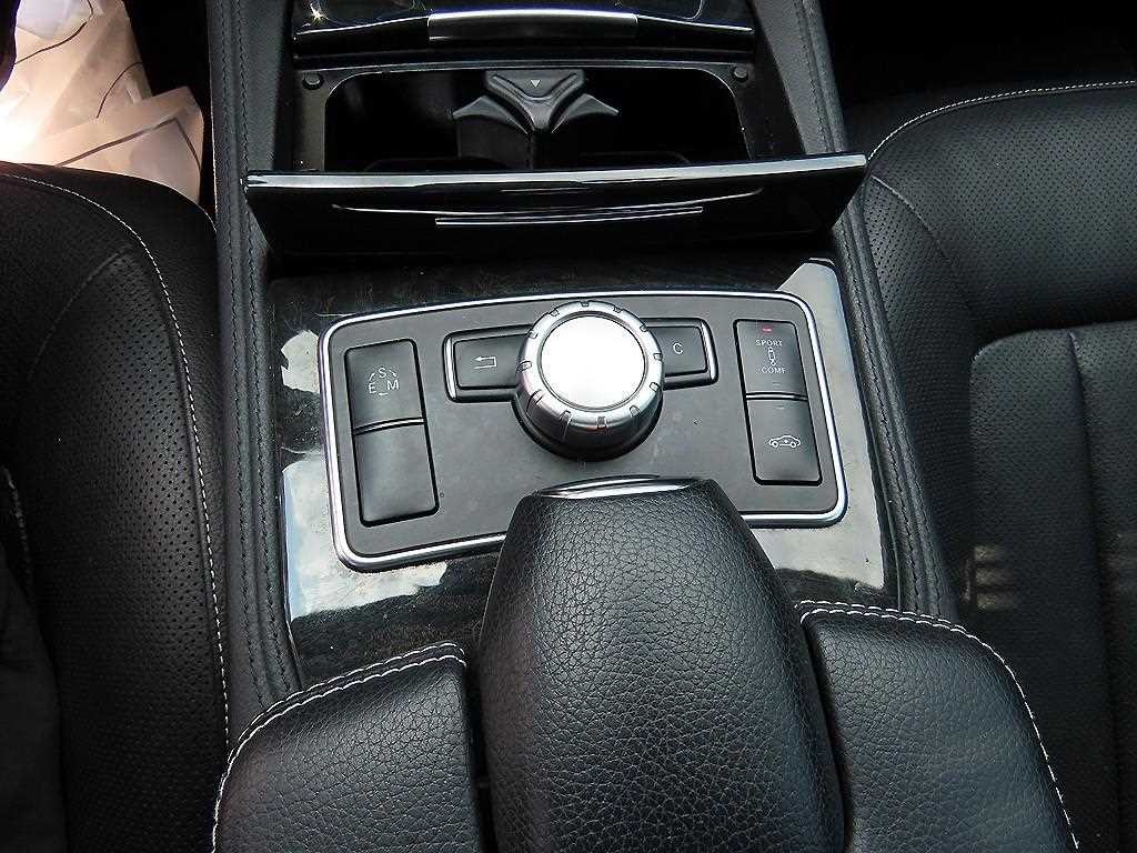 벤츠 CLS 클래스 CLS클래스 W218 CLS 350 AMG 스포츠팩 이미지 12
