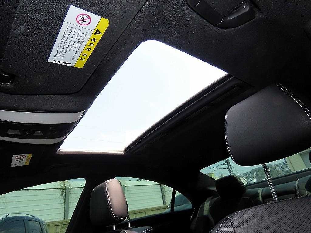 벤츠 CLS 클래스 CLS클래스 W218 CLS 350 AMG 스포츠팩 이미지 17