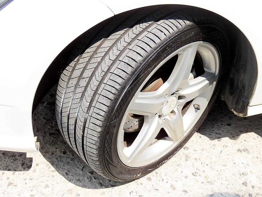 벤츠 CLS 클래스 CLS클래스 W218 CLS 350 AMG 스포츠팩 이미지 20