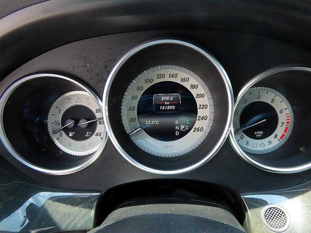 벤츠 CLS 클래스 CLS클래스 W218 CLS 350 AMG 스포츠팩 이미지 9