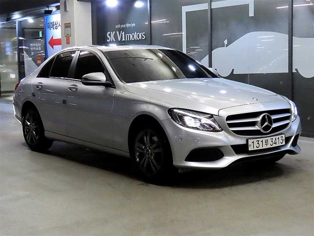 벤츠 C 클래스 C클래스 W205 C200 이미지 1