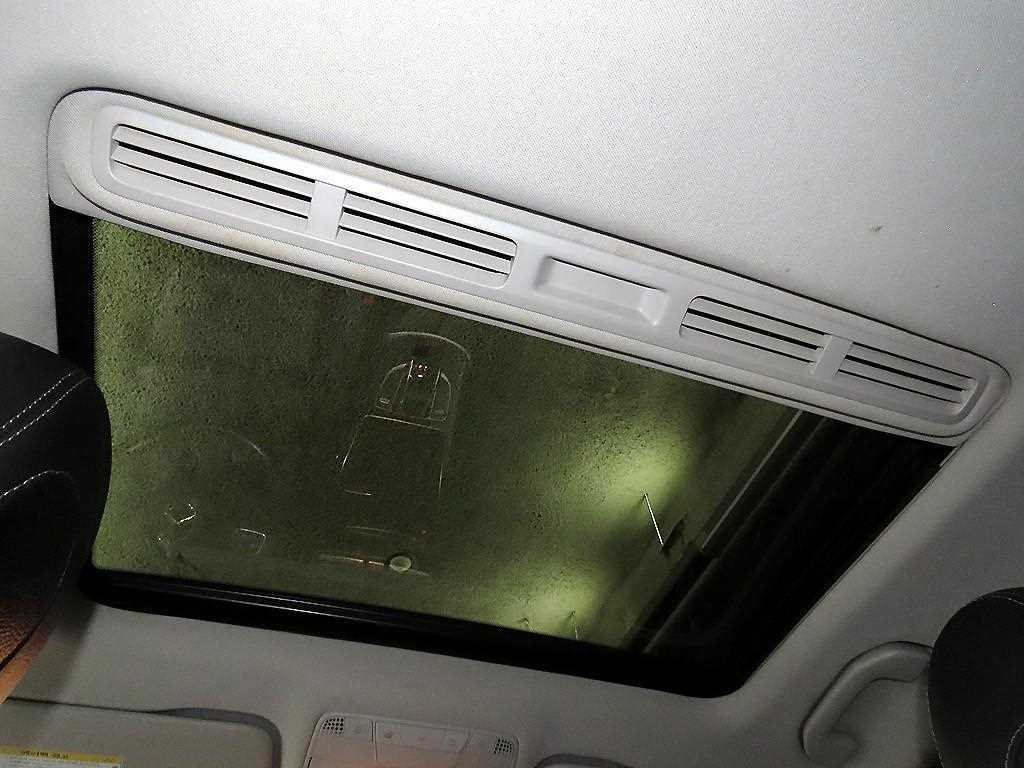 벤츠 C 클래스 C클래스 W205 C200 이미지 18