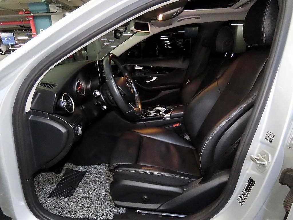벤츠 C 클래스 C클래스 W205 C200 이미지 6