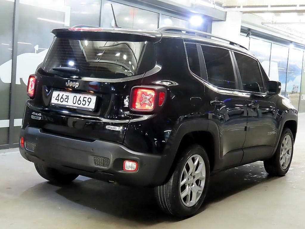 지프 레니게이드 2.0 디젤 론지튜드 AWD 이미지 4