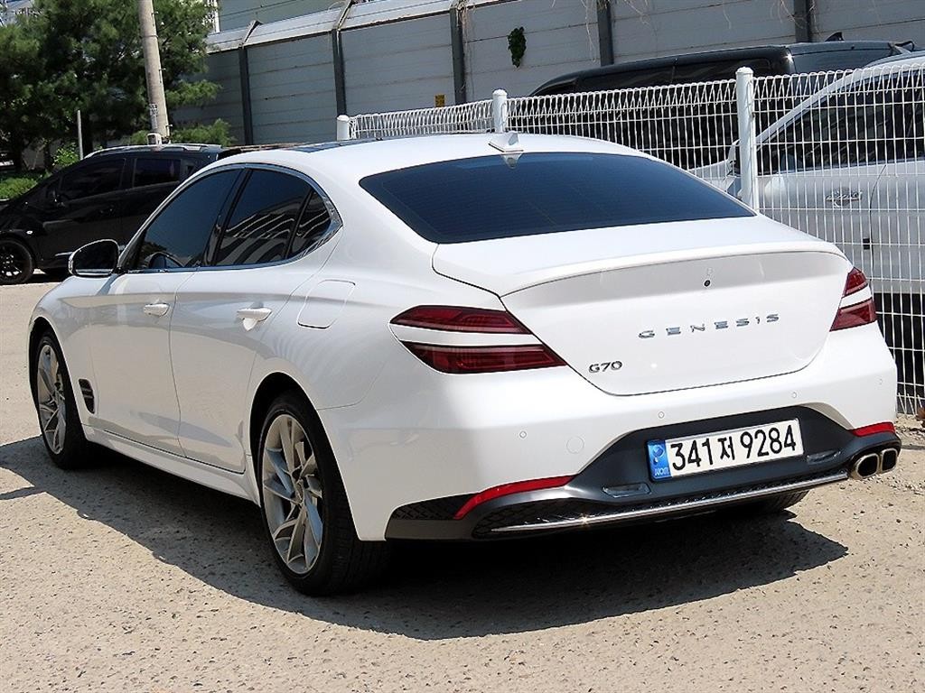 제네시스 G70 더 뉴 G70 가솔린 2.0T 2WD 기본형 이미지 3