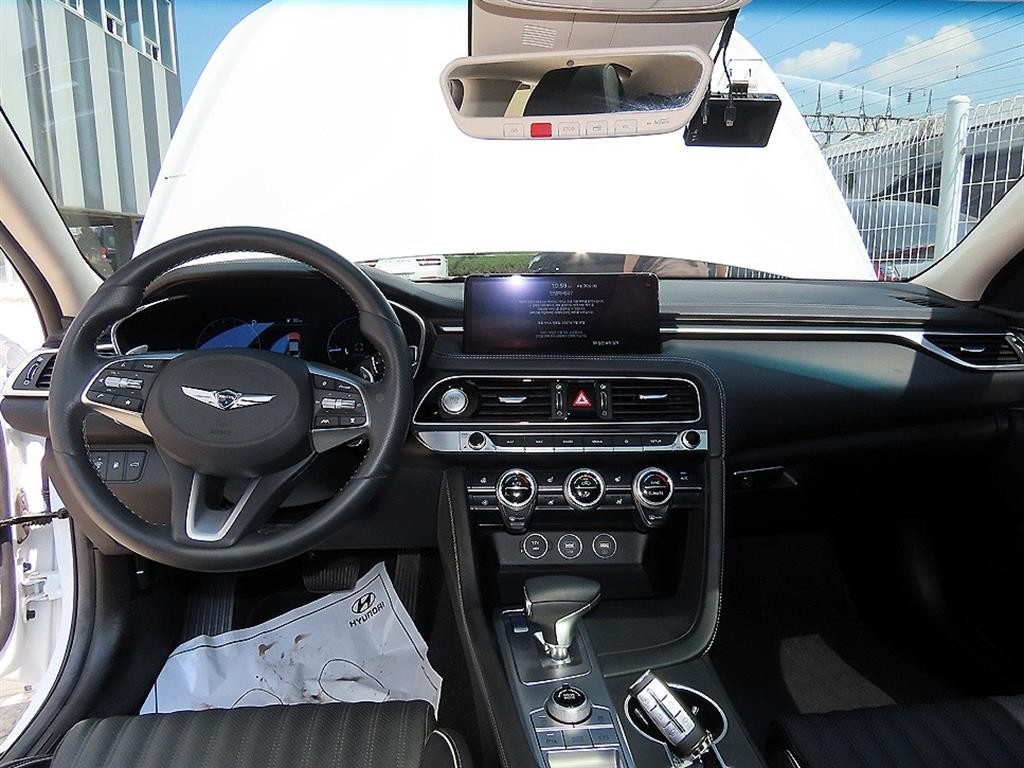 제네시스 G70 더 뉴 G70 가솔린 2.0T 2WD 기본형 이미지 7