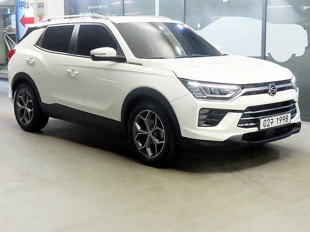 KG모빌리티(쌍용) 코란도 뷰티풀코란도 2WD 디젤 1.6 판타스틱 이미지 1