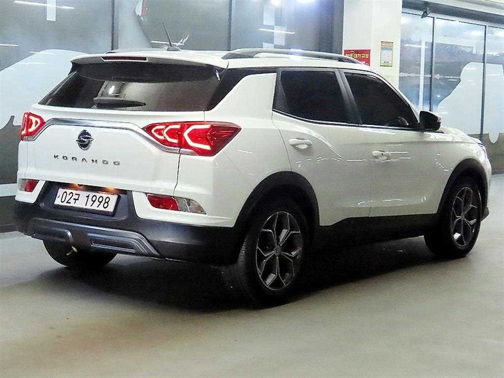 KG모빌리티(쌍용) 코란도 뷰티풀코란도 2WD 디젤 1.6 판타스틱 이미지 4