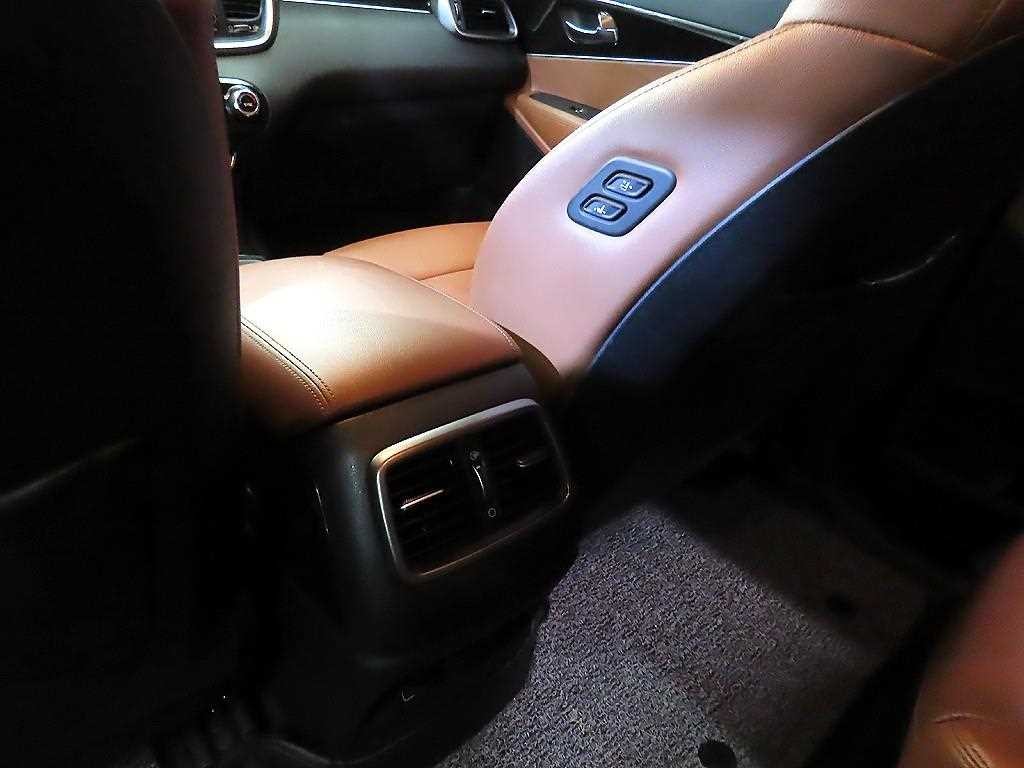 기아 쏘렌토 더 뉴 쏘렌토 디젤 2.2 2WD 노블레스 이미지 15