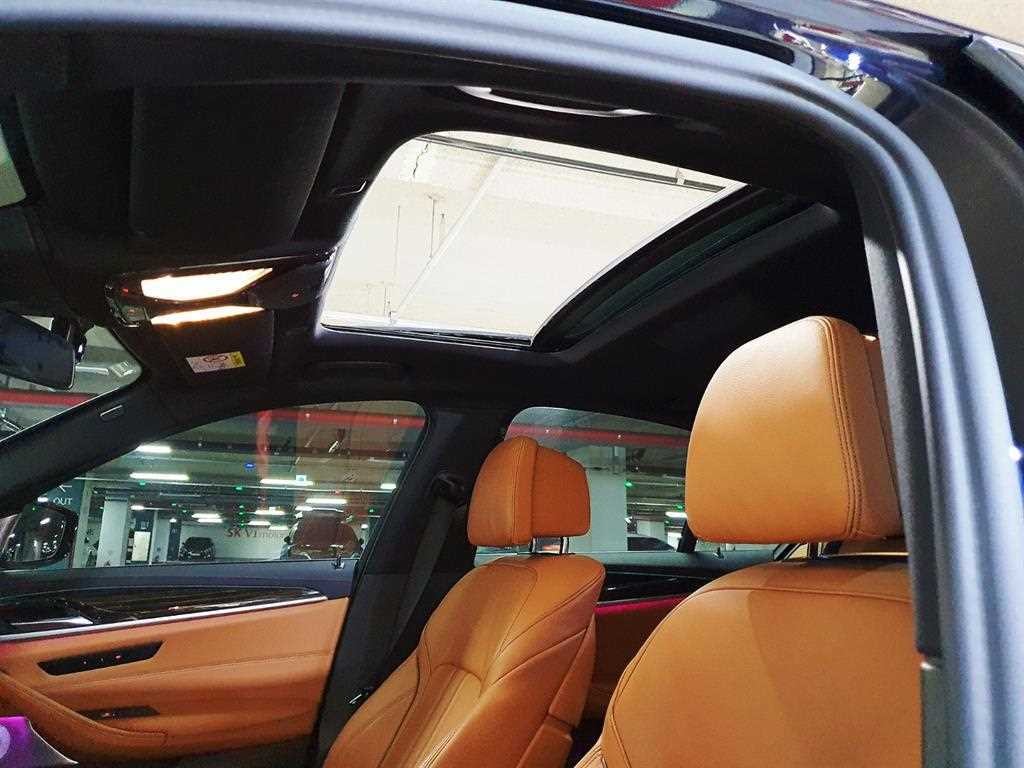 BMW 5시리즈 5시리즈 (G30) 520i M 스포츠 이미지 15