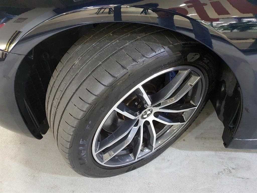 BMW 5시리즈 5시리즈 (G30) 520i M 스포츠 이미지 20
