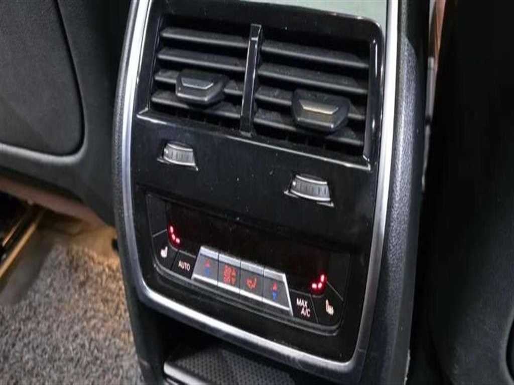 BMW X6 X6 (G06) xDrive 40i M 스포츠 이미지 17