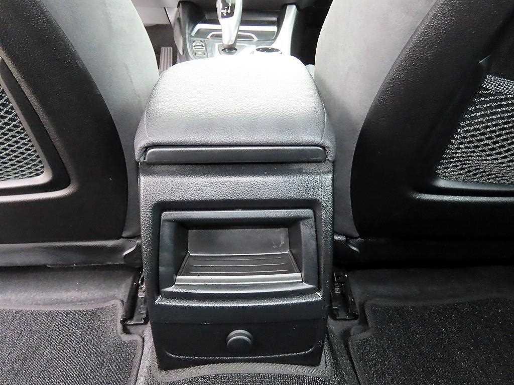 BMW 1시리즈 1시리즈 (F20) 118d M 스포츠 섀도우 에디션 이미지 17