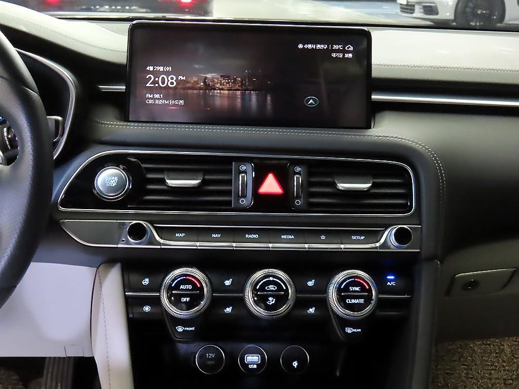 제네시스 G70 더 뉴 G70 가솔린 2.0T 4WD 기본형 이미지 11