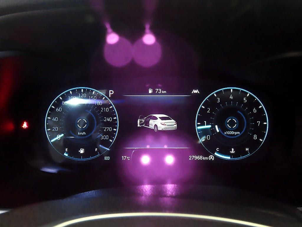 제네시스 G70 더 뉴 G70 가솔린 2.0T 4WD 기본형 이미지 9