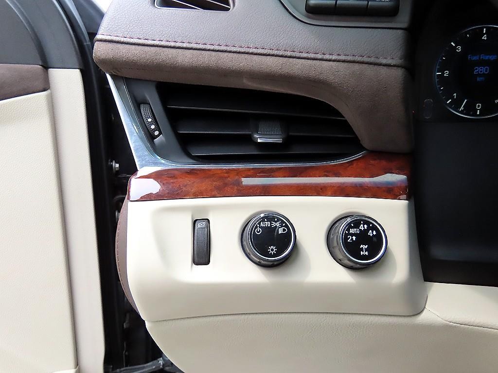 캐딜락 에스컬레이드 6.2 V8 ESV 이미지 11