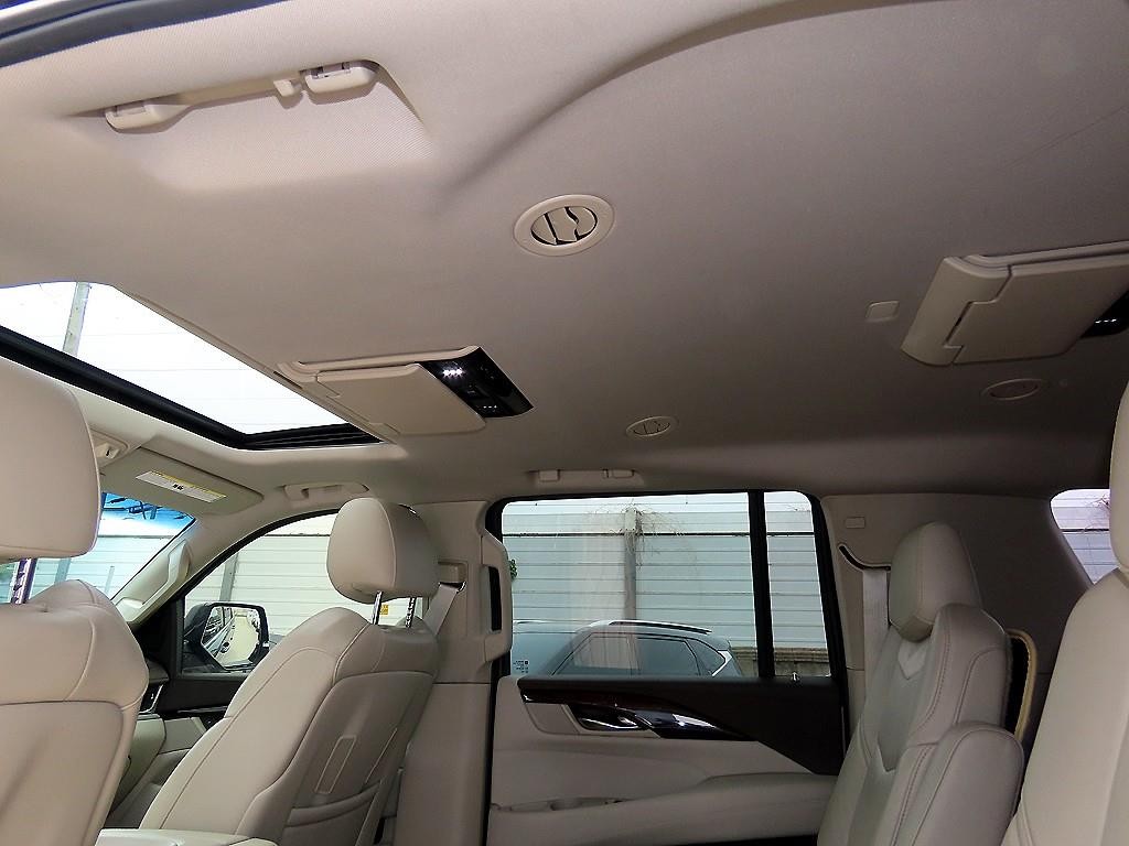 캐딜락 에스컬레이드 6.2 V8 ESV 이미지 16
