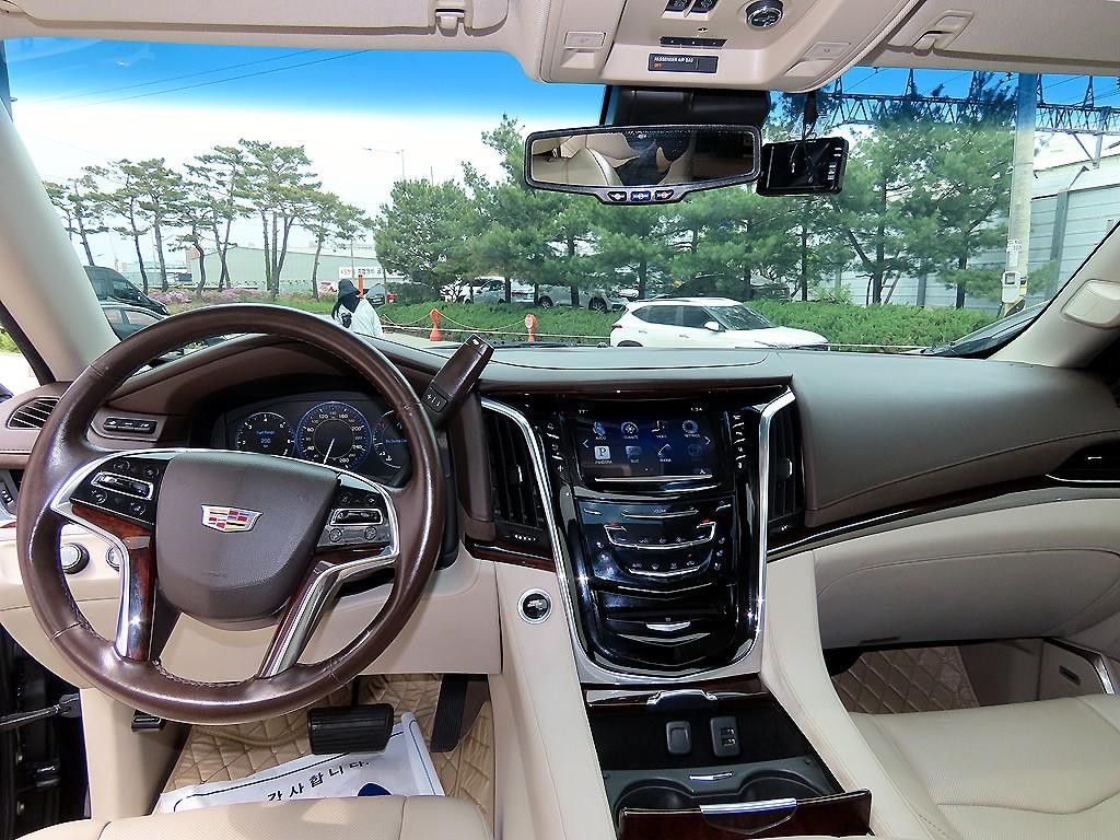 캐딜락 에스컬레이드 6.2 V8 ESV 이미지 7