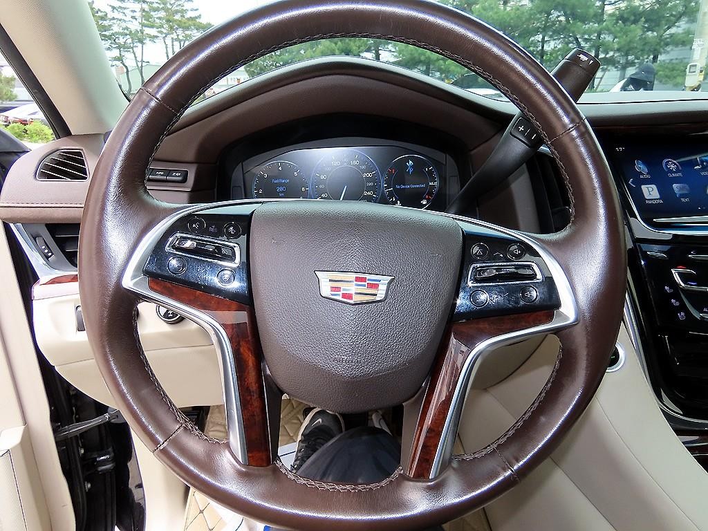 캐딜락 에스컬레이드 6.2 V8 ESV 이미지 8